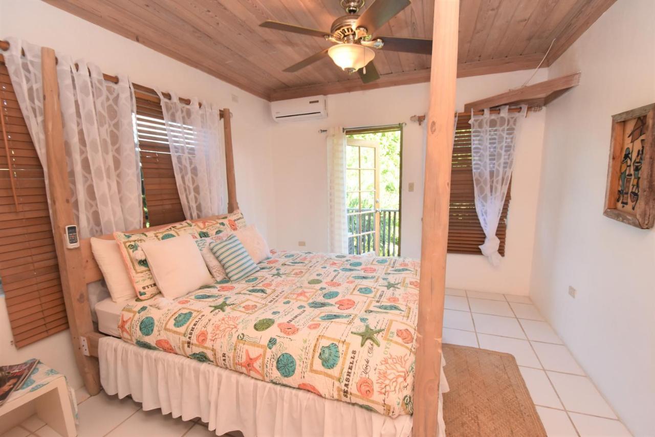 The Sugar Apple Lodging Dunmore Town Extérieur photo