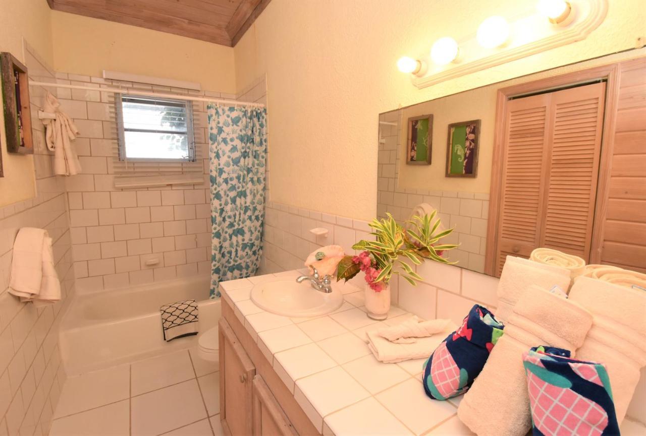 The Sugar Apple Lodging Dunmore Town Extérieur photo